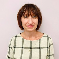  Karina Bzowka - Receptionist